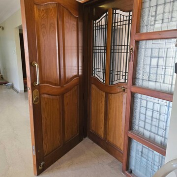 Living Room in 4 BHK Apartment at Mahim West – for Sale