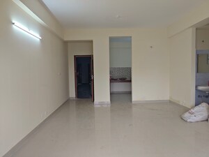 Room in 2 BHK Apartment at Sector 14 Dwarka – for Sale