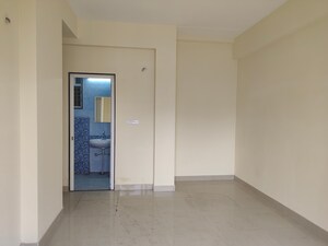 Room in 2 BHK Apartment at Sector 14 Dwarka – for Sale