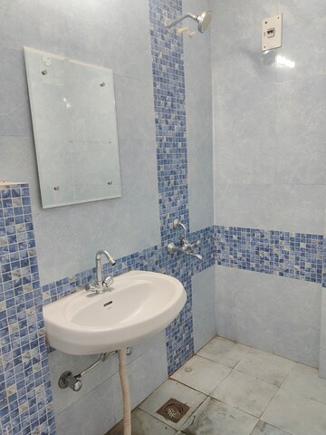 Bathroom in 2 BHK Apartment at Sector 14 Dwarka – for Sale