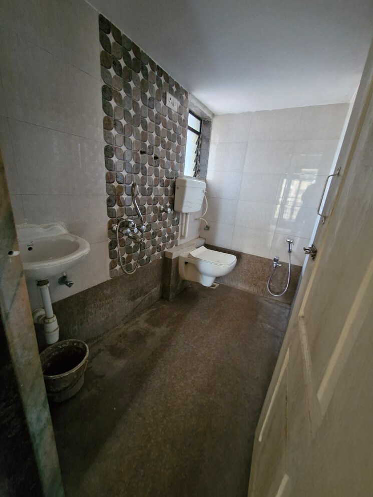 Attached Bathroom, kini-tower 2 Bedroom 560 Sq.Ft. Apartment In Virar West Palghar 9628392