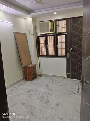 Room in 3 BHK Builder Floor at Govindpuri – for Sale