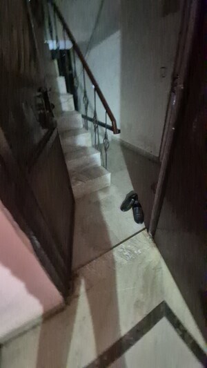 Staircase in 2.5 BHK Builder Floor at Mayur Vihar – for Rent