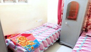 Bedroom in 2 BHK Builder Floor at Btm Layout – for Rent