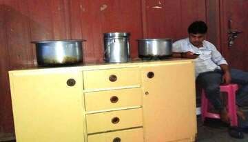 Room in 2 BHK Builder Floor at Btm Layout – for Rent