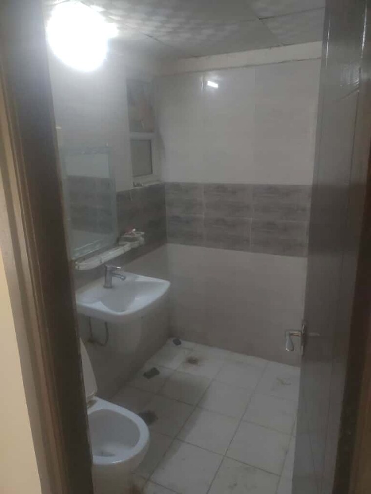 Bathroom, himalaya-pride 2 Bedroom 948 Sq.Ft. Apartment In Tech Zone 4 Greater Noida Greater Noida 9628418
