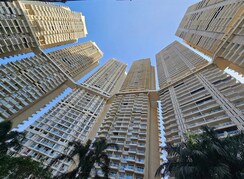 2.5 BHK + Extra Room Apartment For Sale in LnT Crescent Bay T4