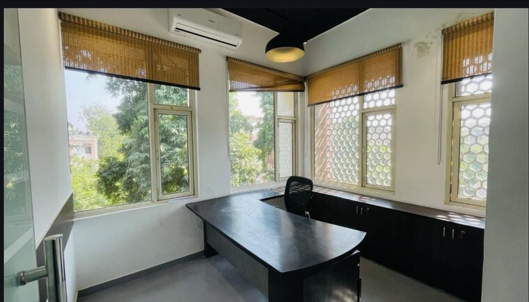 Kitchen, ito Commercial Office Space 8000 Sq.Ft. In Ito Delhi 9628521