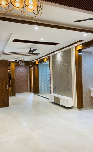 Bedroom in 3 BHK Builder Floor at BPTP District 3, Sector 85 – for Sale