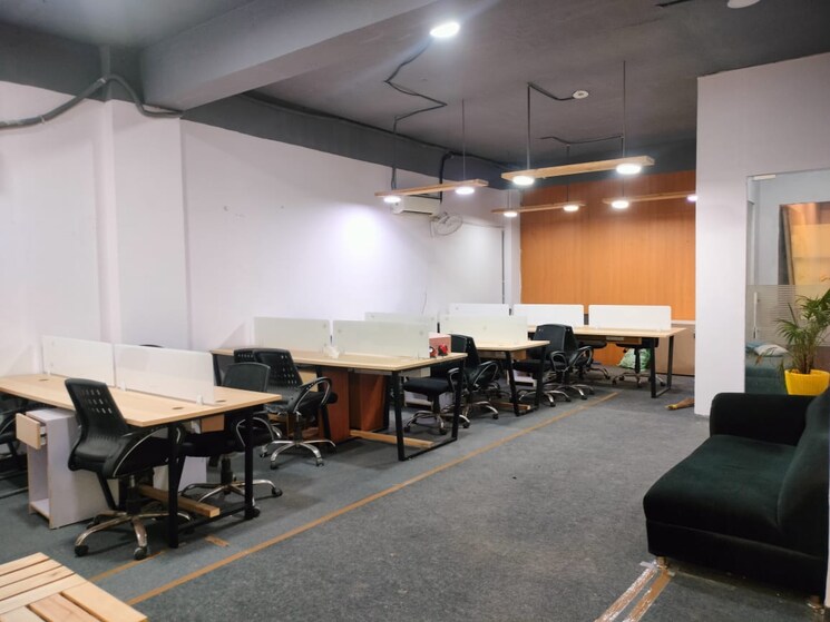 Gym, sector 4 Commercial Office Space 2800 Sq.Ft. In Sector 4 Noida 9628605