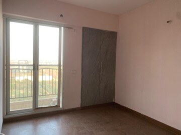 Room in 2 BHK Apartment at Aditya City Apartments, Shahpur Bamheta – for Rent