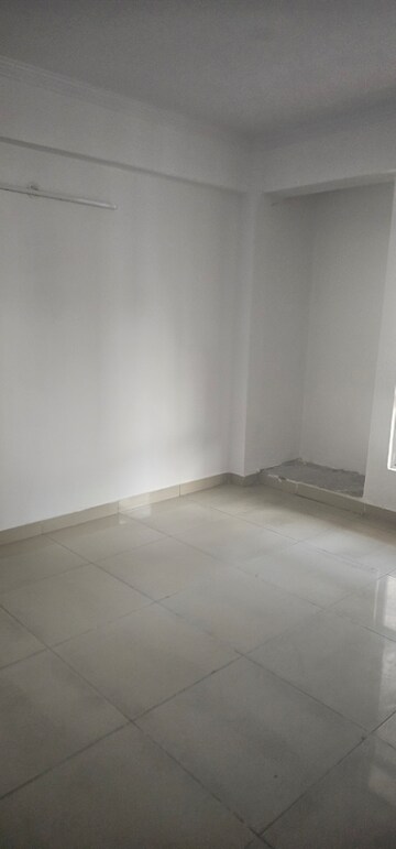 Room in 3 BHK Apartment at Star Rameshwaram, Raj Nagar Extension – for Sale