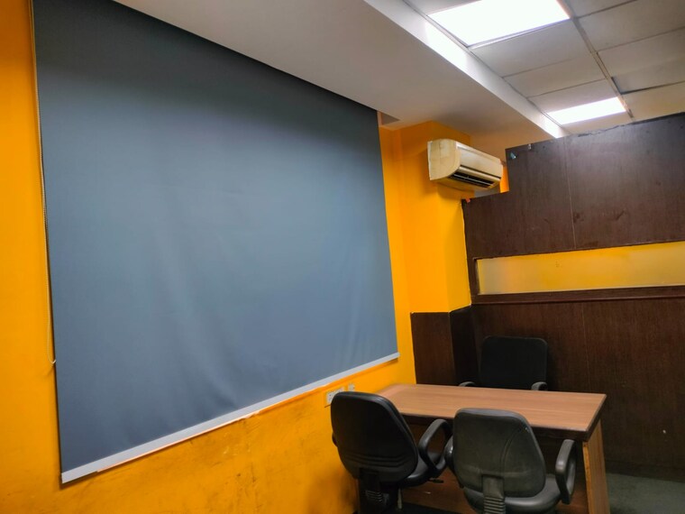 Team Area, sector 2 Commercial Office Space 2500 Sq.Ft. In Sector 2 Noida 9628787