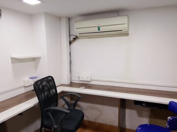 Bedroom in  Office Space at Om Heera Panna Mall, Andheri West – for Rent