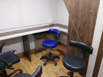 Team Area in  Office Space at Om Heera Panna Mall, Andheri West – for Rent