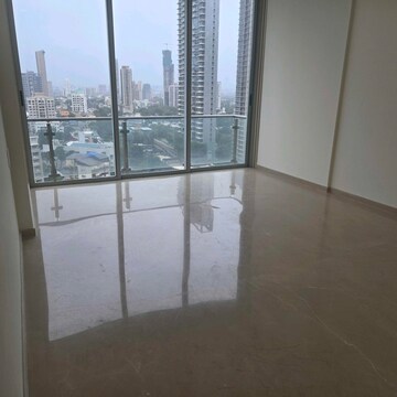 Room in 3 BHK Apartment at Kohinoor Square Altissimo, Dadar West – for Sale