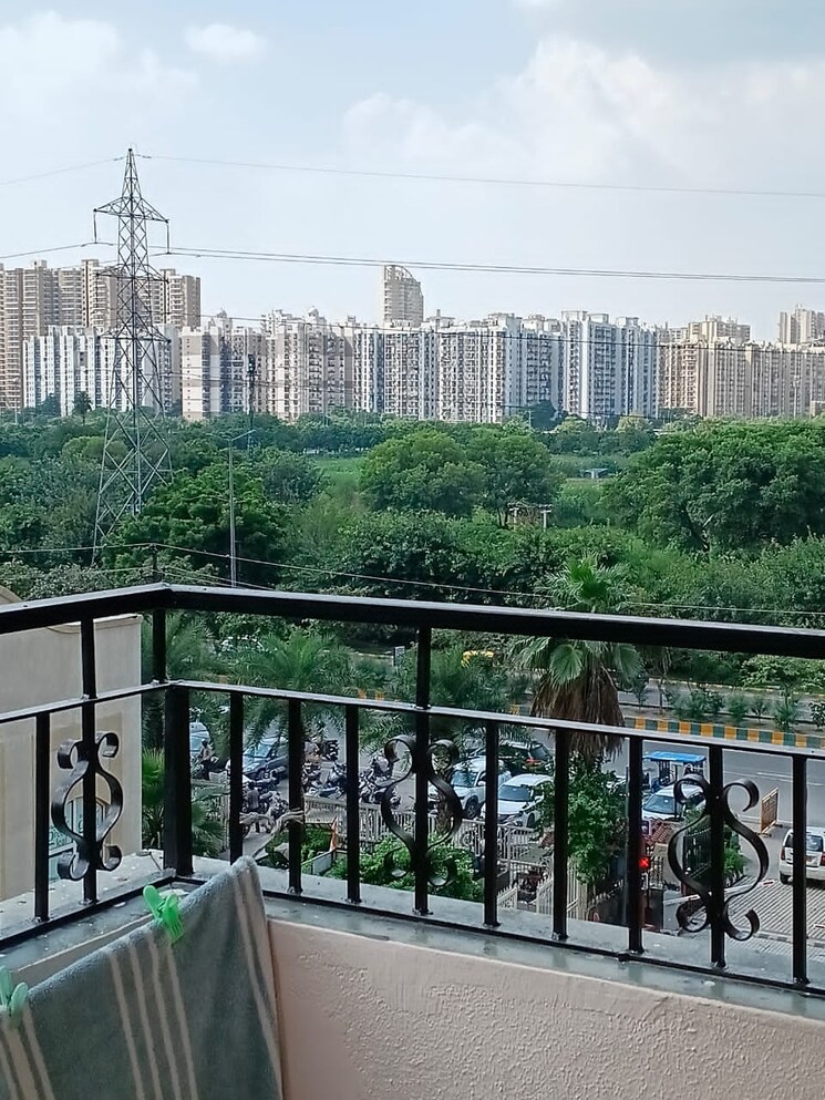 Balcony, nimbus-the-hyde-park 3 Bedroom 1550 Sq.Ft. Apartment In Sector 78 Noida 9628975
