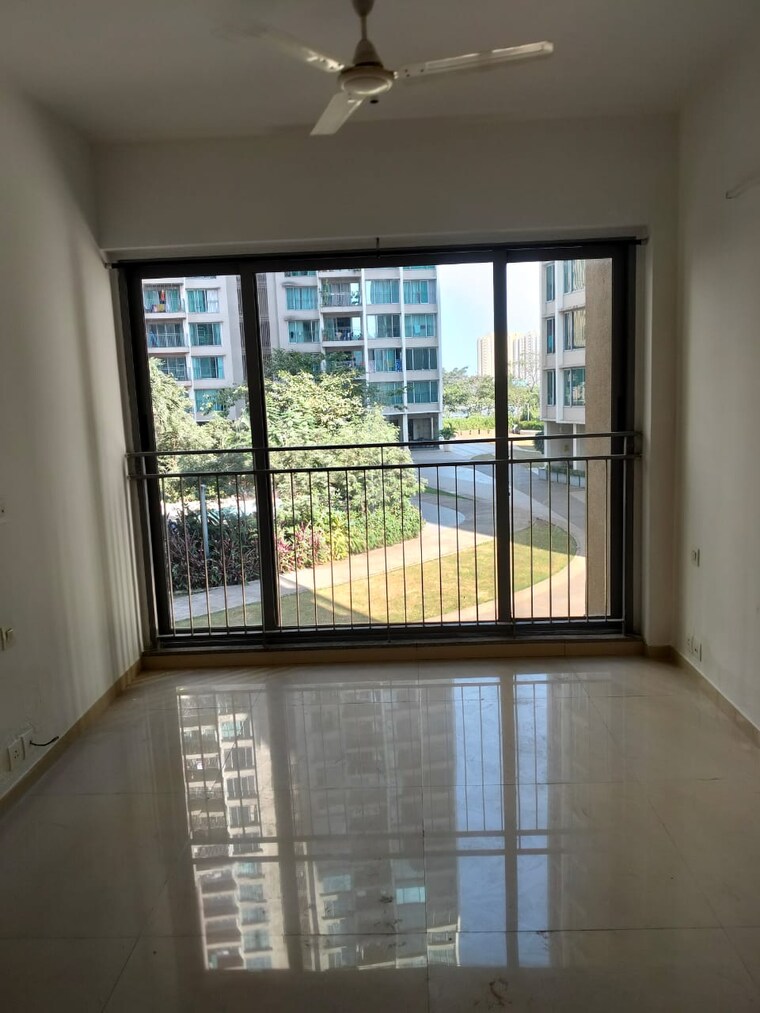 Room, kalpataru-parkcity 2 Bedroom 450 Sq.Ft. Apartment In Kolshet Road Thane 9629044