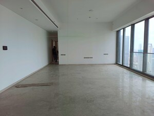 Room in 4 BHK Apartment at Rustomjee Crown, Prabhadevi – for Sale