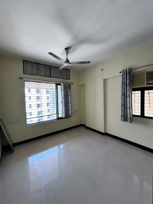Room in 1 BHK Builder Floor at Mulund East – for Sale