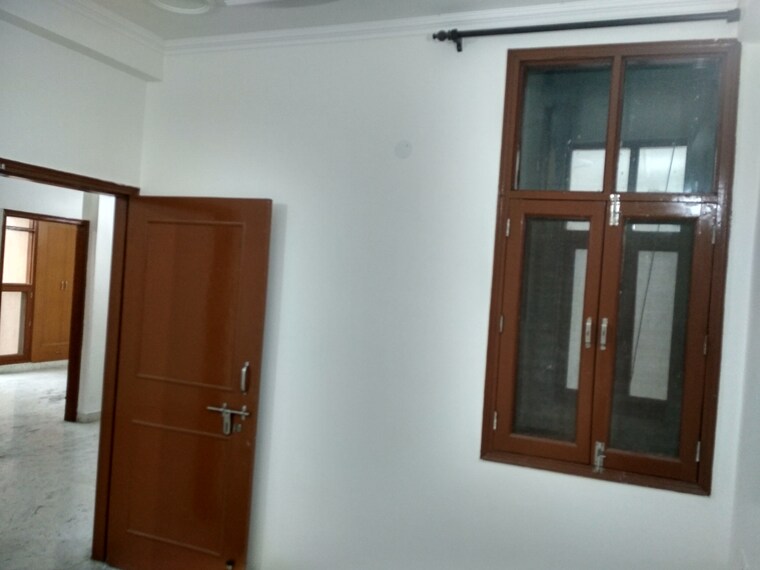 undefined, sector 23 dwarka 3 Bedroom 950 Sq.Ft. Builder Floor In Sector 23 Dwarka Delhi 9629050