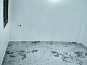 Room in 3 BHK Builder Floor at Sector 23 Dwarka – for Rent