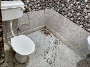 Bathroom in 3 BHK Builder Floor at Sector 23 Dwarka – for Rent