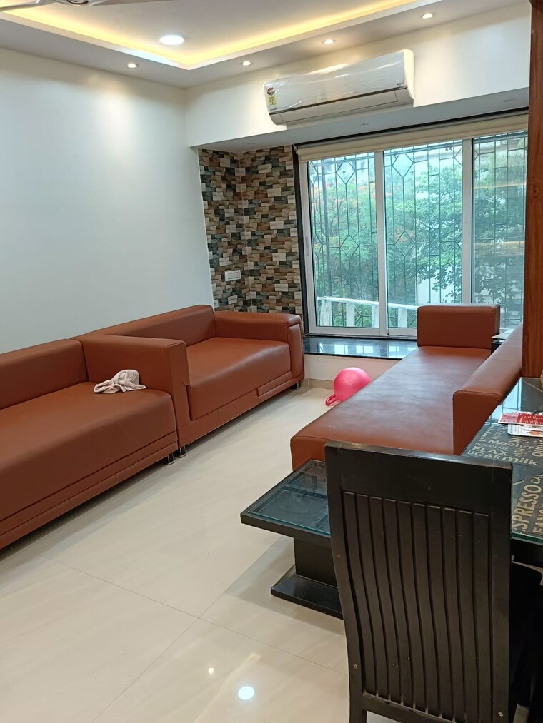 Living Room, oberoi-realty-woods 2.5 Bedroom 900 Sq.Ft. Apartment In Goregaon East Mumbai 9629097