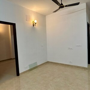 2 BHK Apartment For Rent in Sector 46