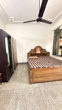 2 BHK + Extra Room Apartment For Sale in Vasant Kunj