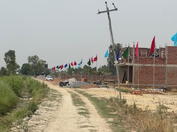  Plot – Exterior View View at Sultanpur Road - for Sale