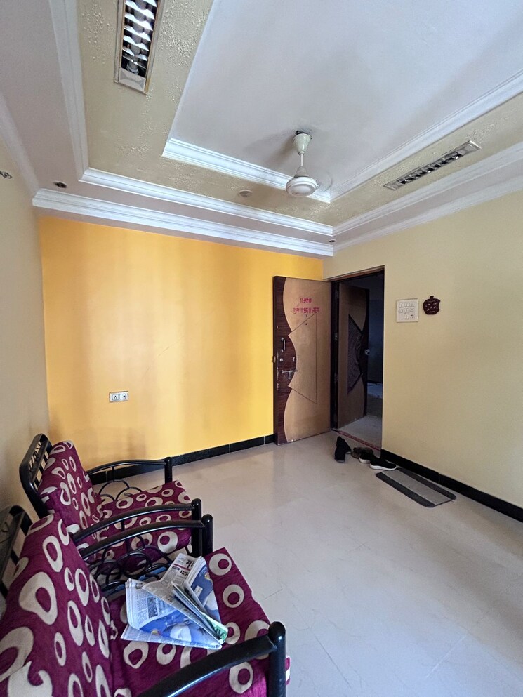 Living Room, mulund east 1 Bedroom 655 Sq.Ft. Builder Floor In Mulund East Mumbai 9629098