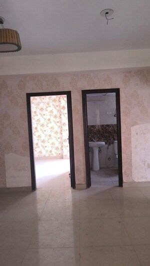 Room in 2 BHK Apartment at VIctoryone Amara, Sector 16 Greater Noida – for Sale