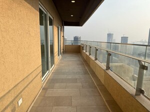 Building Lobby in 4 BHK Apartment at Lokhandwala Minerva Mahalaxmi, Mahalaxmi – for Sale