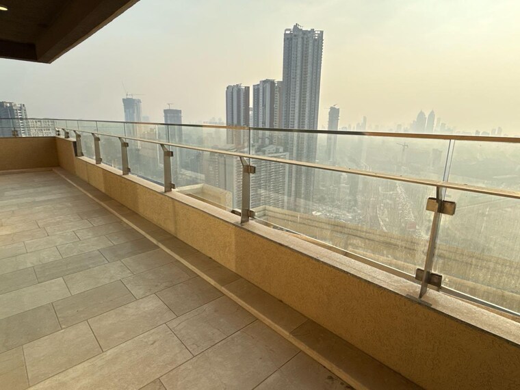 Balcony, lokhandwala-minerva-mahalaxmi 4 Bedroom 2136 Sq.Ft. Apartment In Mahalaxmi Mumbai 9629214