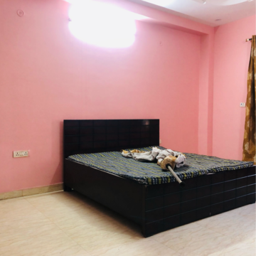 Master Bedroom in 3 BHK Villa at Sector 23 – for Rent
