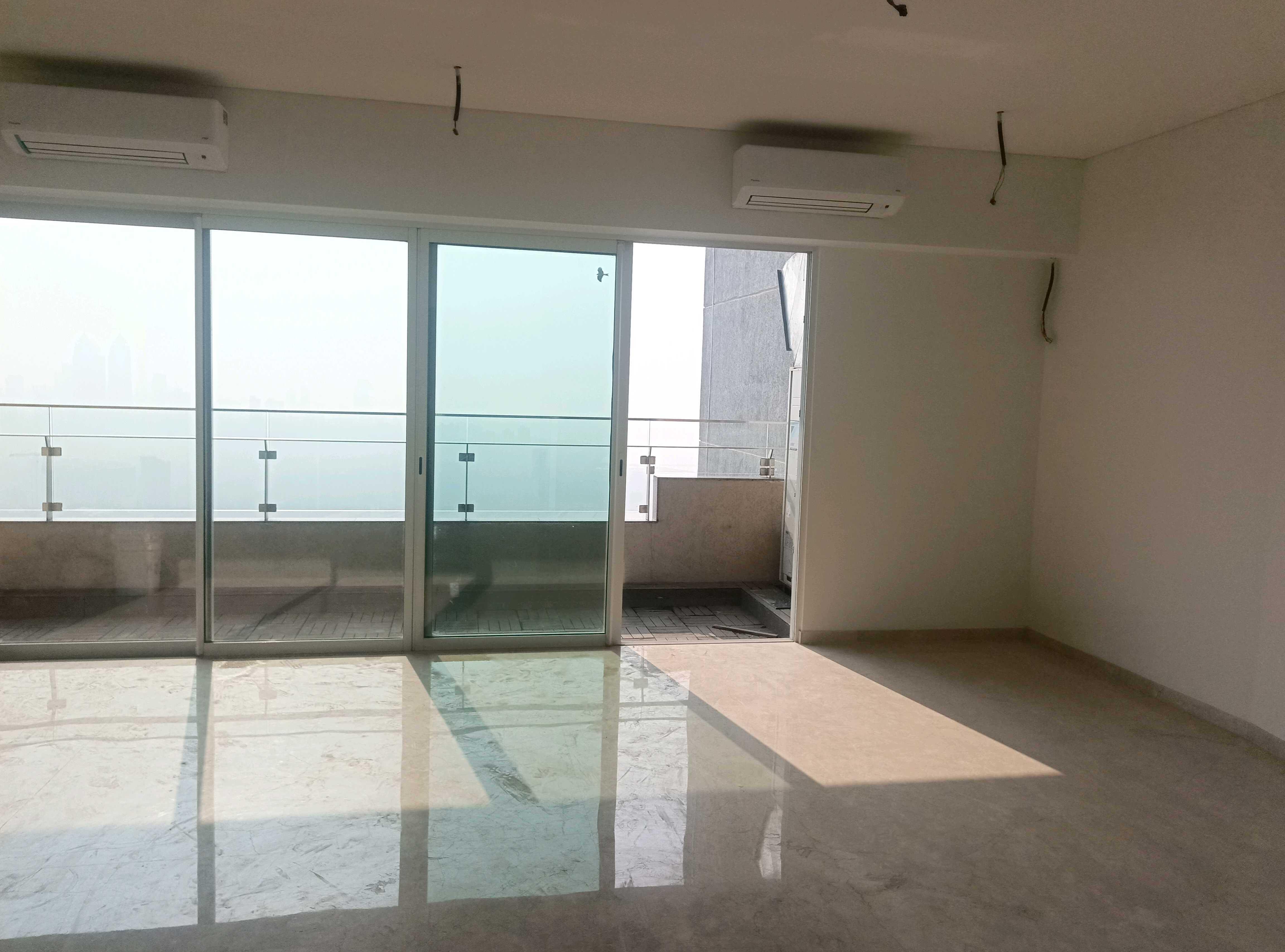 4 BHK + Servant Room 2000 Sq.Ft. Apartment in Lokhandwala Minerva Mahalaxmi