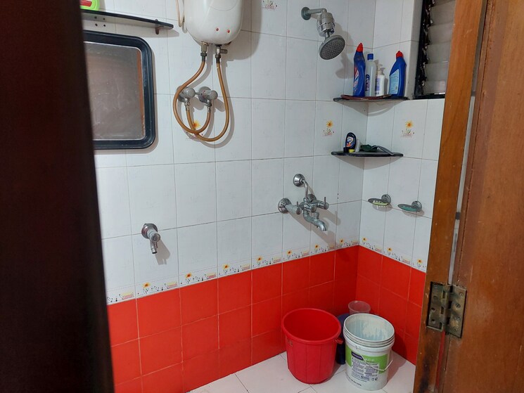 Bathroom, koregaon park annexe 1 Bedroom 552 Sq.Ft. Independent House In Koregaon Park Annexe Pune 9629582