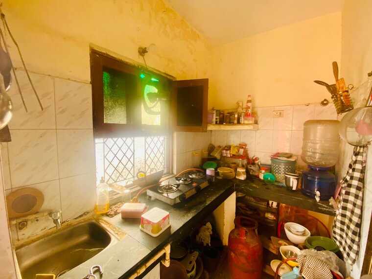 Kitchen, lajpat nagar 4 1 Bedroom 650 Sq.Ft. Builder Floor In Lajpat Nagar 4 Delhi 9629485