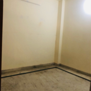 Room in 3.5 BHK Villa at Sector 23 – for Rent