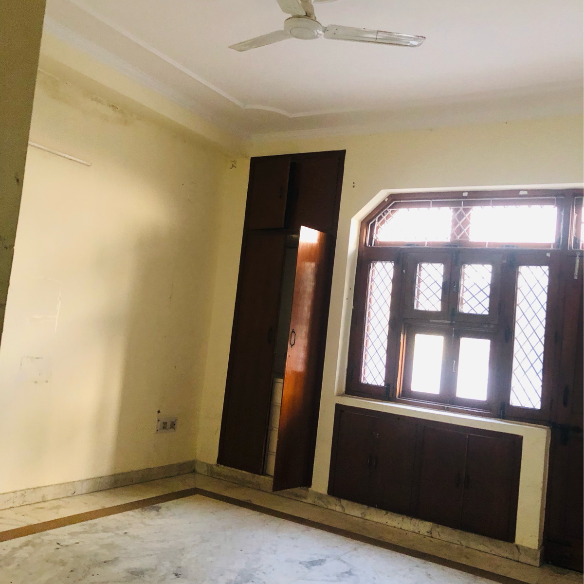 3.5 BHK Villa For Rent in Sector 23