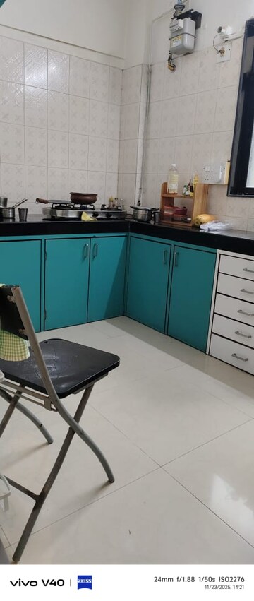 Master Bedroom in 2 BHK Apartment at HDIL Dheeraj Jamuna, Malad West – for Rent