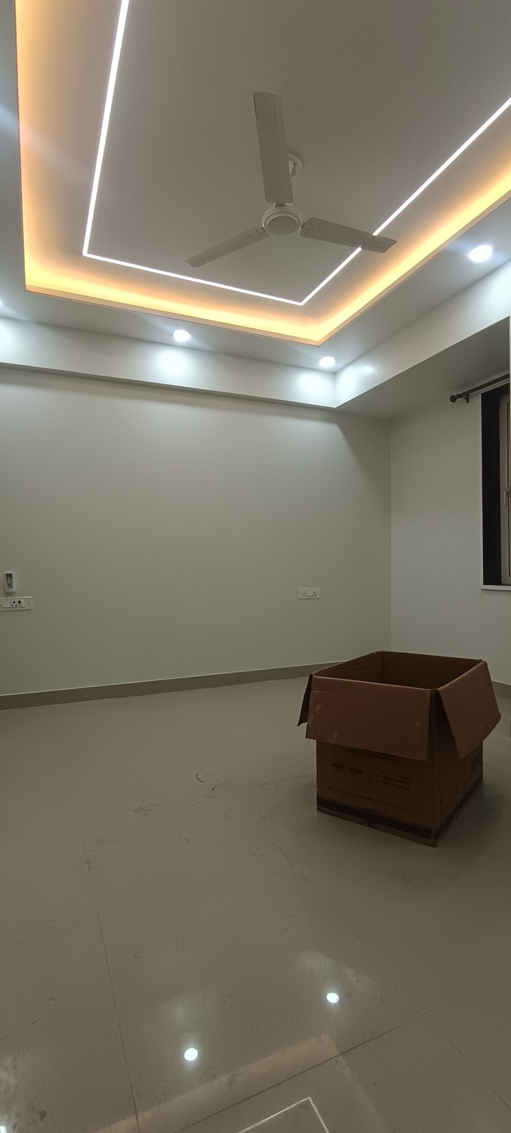 Room, vasant kunj 3 Bedroom 1800 Sq.Ft. Apartment In Vasant Kunj Delhi 9629576