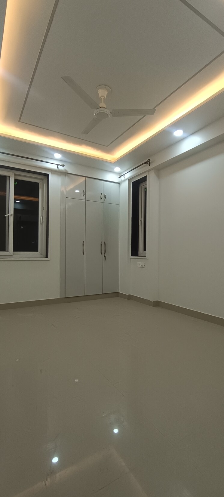 Room, vasant kunj 3 Bedroom 1800 Sq.Ft. Apartment In Vasant Kunj Delhi 9629576