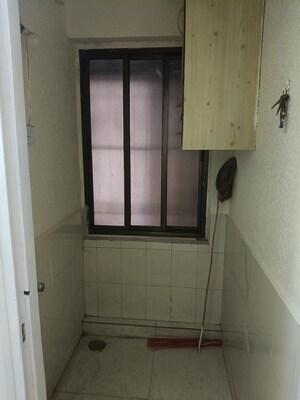 Master Bedroom in 2 BHK Apartment at Akruti Nova A:WING CHS LTD, Andheri East – for Rent