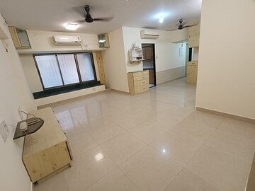 Room in 2 BHK Apartment at Akruti Nova A:WING CHS LTD, Andheri East – for Rent