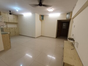 Room in 2 BHK Apartment at Akruti Nova A:WING CHS LTD, Andheri East – for Rent