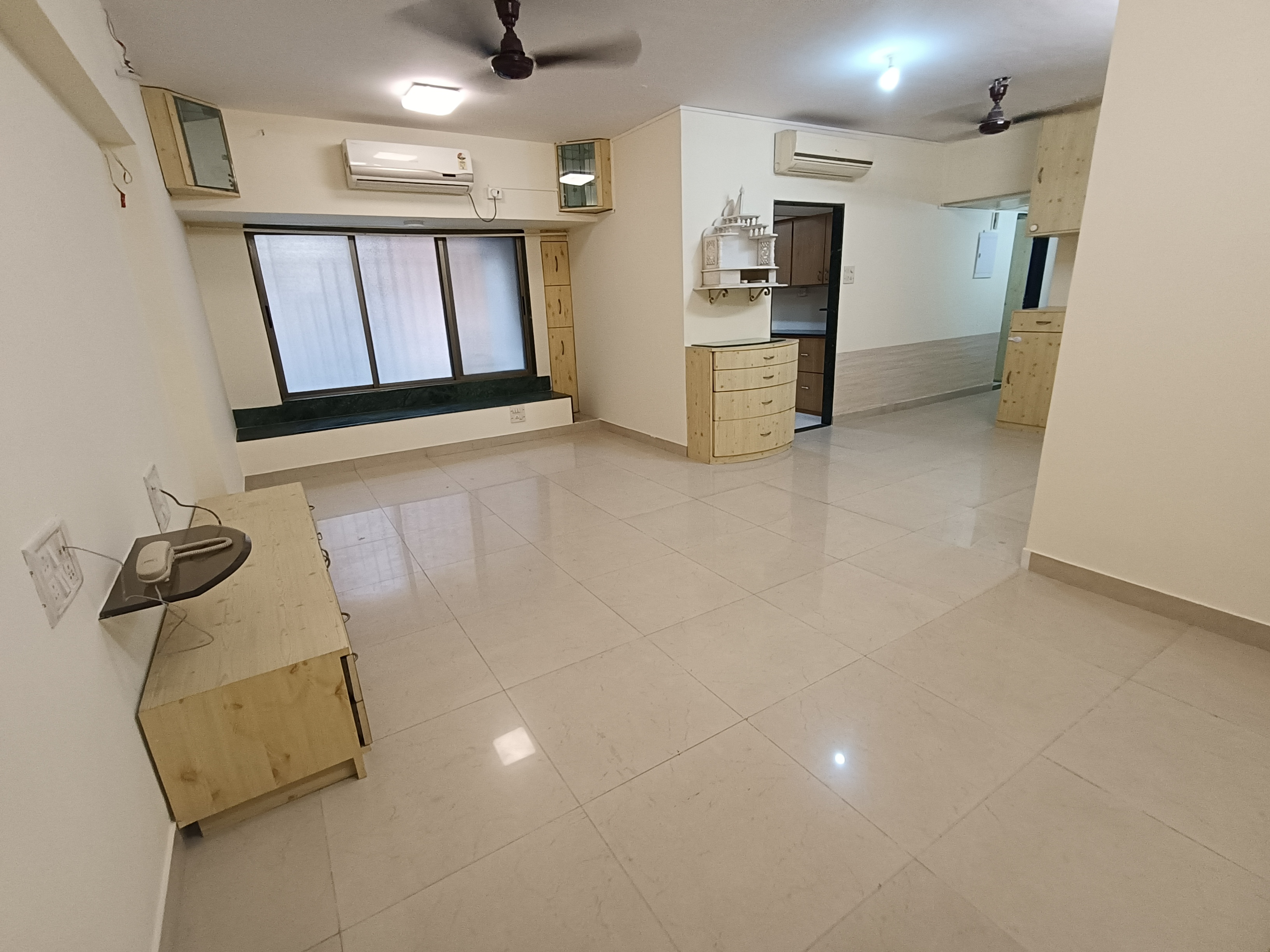 2 BHK Apartment For Rent in Akruti Nova A:WING CHS LTD