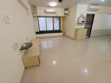 Room in 2 BHK Apartment at Akruti Nova A:WING CHS LTD, Andheri East – for Rent