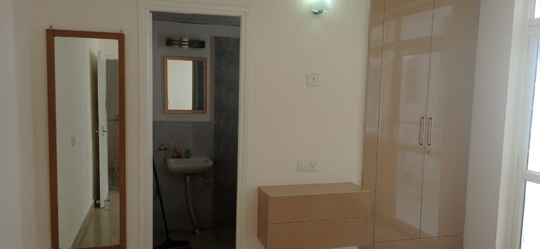 Bathroom, suncity-avenue-76 2 Bedroom 635 Sq.Ft. Apartment In Sector 76 Gurgaon 9629611